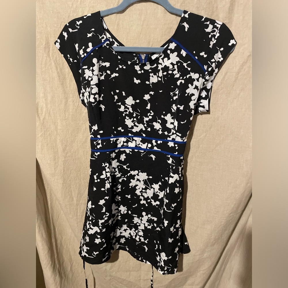 MOTHERHOOD top